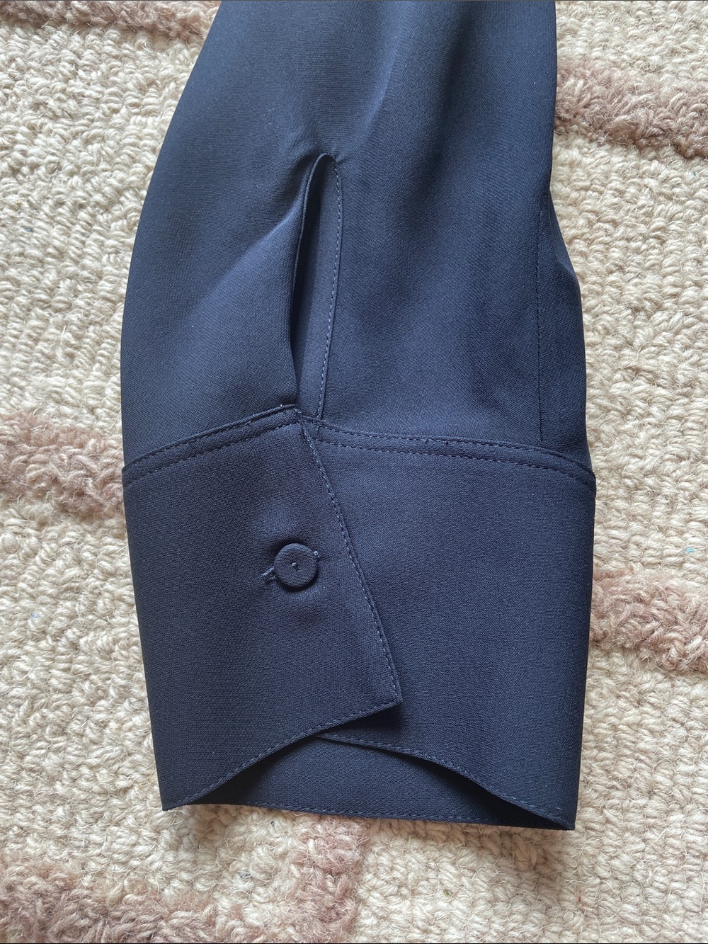 NWT Theory Silk Navy Button-Front Puff-Sleeve Ruched Blouse Size Large - Picture 7 of 10
